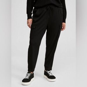 Torrid Relaxed Fit Jogger High-Rise Cargo Pocket Black Pant size 3